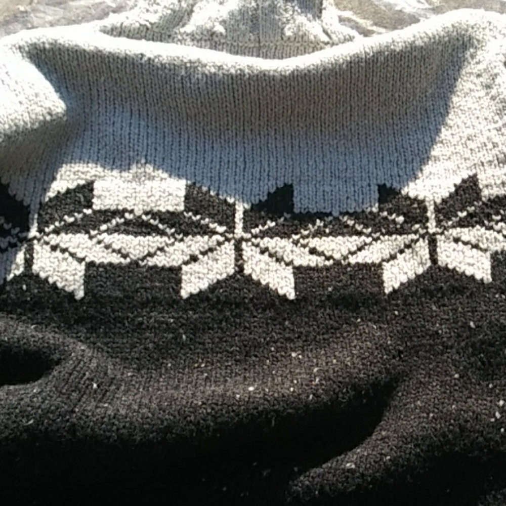 Vintage💕Echo 💕Sweater 💕 - Picture 6 of 8